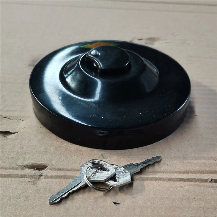 199100550101 F2000F3000 Metal  Fuel Tank Cap with Key